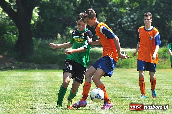 Zdjęcie w galerii na portalu naszraciborz.pl: Pewna wygrana juniorów Gamowa wiadomości z regionu