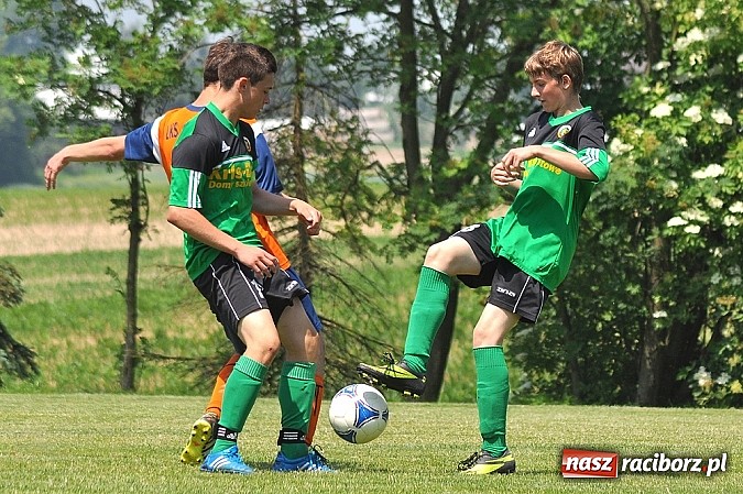 Zdjęcie w galerii na portalu naszraciborz.pl: Pewna wygrana juniorów Gamowa wiadomości z regionu