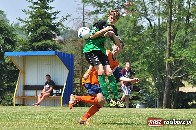 Zdjęcie w galerii na portalu naszraciborz.pl: Pewna wygrana juniorów Gamowa wiadomości z regionu