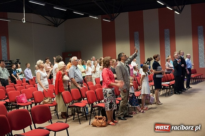 Zdjęcie w galerii na portalu naszraciborz.pl: 35 lat Kościoła Zielonoświątkowego w Raciborzu wiadomości z regionu