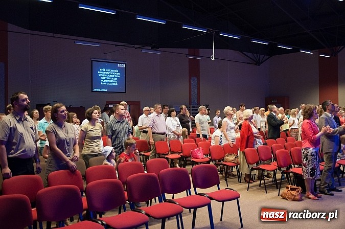 Zdjęcie w galerii na portalu naszraciborz.pl: 35 lat Kościoła Zielonoświątkowego w Raciborzu wiadomości z regionu