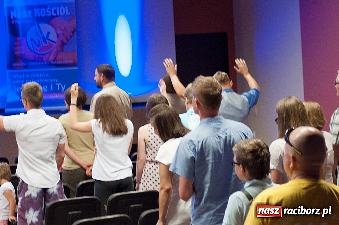 Zdjęcie w galerii na portalu naszraciborz.pl: 35 lat Kościoła Zielonoświątkowego w Raciborzu wiadomości z regionu