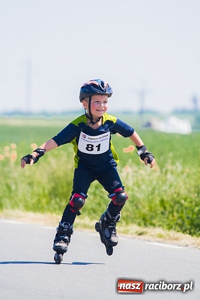 Zdjęcie w galerii na portalu naszraciborz.pl: V Ogólnopolski Bieg Uliczny na Łyżworolkach Modzurów-Pawłów wiadomości z regionu
