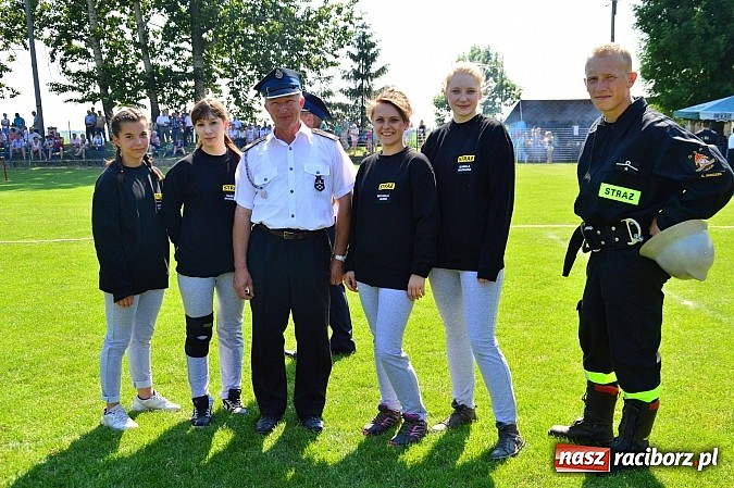 Zdjęcie w galerii na portalu naszraciborz.pl: OSP Borucin zwycięzcą zawodów wśród mężczyzn. Pietraszyn triumfuje wśród drużyn kobiecych i młodzieżówek wiadomości z regionu