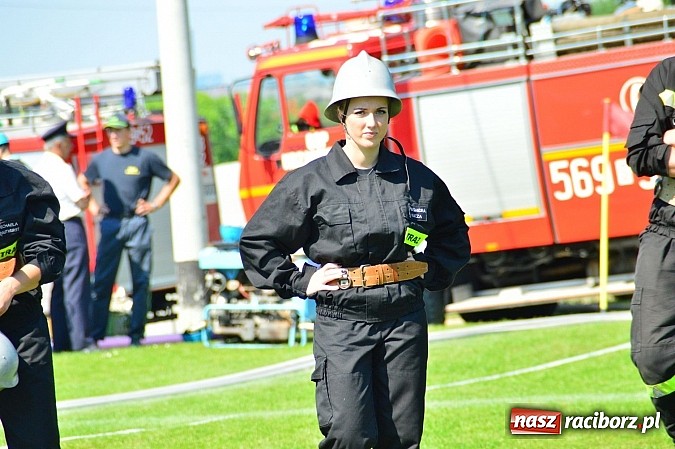 Zdjęcie w galerii na portalu naszraciborz.pl: OSP Borucin zwycięzcą zawodów wśród mężczyzn. Pietraszyn triumfuje wśród drużyn kobiecych i młodzieżówek wiadomości z regionu