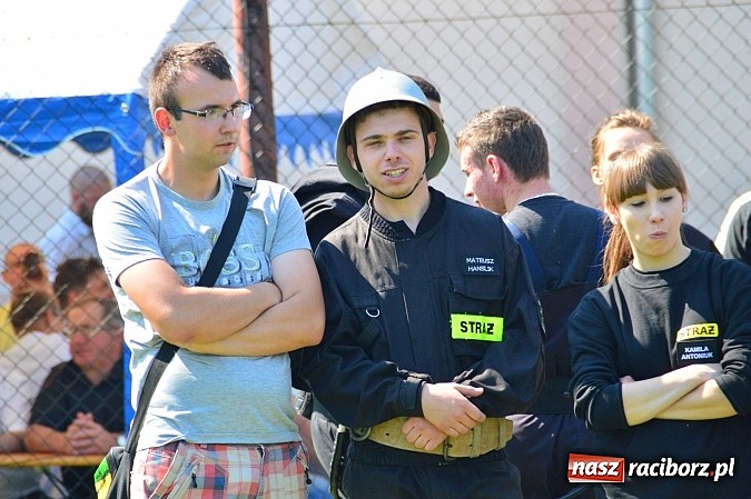 Zdjęcie w galerii na portalu naszraciborz.pl: OSP Borucin zwycięzcą zawodów wśród mężczyzn. Pietraszyn triumfuje wśród drużyn kobiecych i młodzieżówek wiadomości z regionu