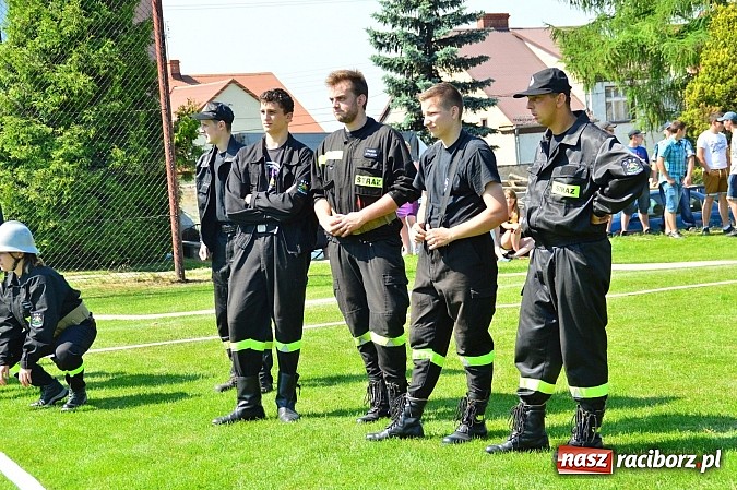 Zdjęcie w galerii na portalu naszraciborz.pl: OSP Borucin zwycięzcą zawodów wśród mężczyzn. Pietraszyn triumfuje wśród drużyn kobiecych i młodzieżówek wiadomości z regionu