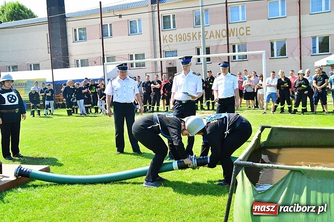 Zdjęcie w galerii na portalu naszraciborz.pl: OSP Borucin zwycięzcą zawodów wśród mężczyzn. Pietraszyn triumfuje wśród drużyn kobiecych i młodzieżówek wiadomości z regionu