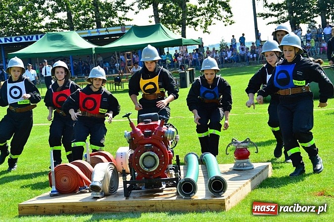 Zdjęcie w galerii na portalu naszraciborz.pl: OSP Borucin zwycięzcą zawodów wśród mężczyzn. Pietraszyn triumfuje wśród drużyn kobiecych i młodzieżówek wiadomości z regionu