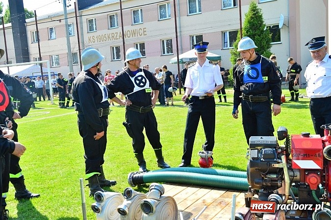 Zdjęcie w galerii na portalu naszraciborz.pl: OSP Borucin zwycięzcą zawodów wśród mężczyzn. Pietraszyn triumfuje wśród drużyn kobiecych i młodzieżówek wiadomości z regionu
