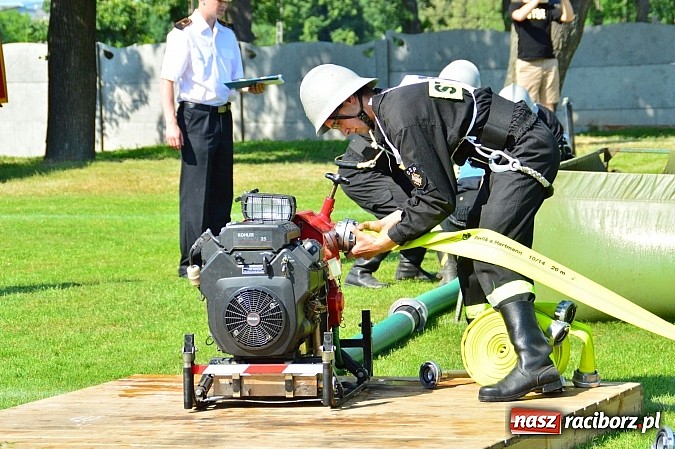 Zdjęcie w galerii na portalu naszraciborz.pl: OSP Borucin zwycięzcą zawodów wśród mężczyzn. Pietraszyn triumfuje wśród drużyn kobiecych i młodzieżówek wiadomości z regionu
