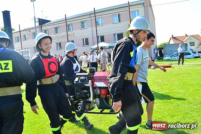 Zdjęcie w galerii na portalu naszraciborz.pl: OSP Borucin zwycięzcą zawodów wśród mężczyzn. Pietraszyn triumfuje wśród drużyn kobiecych i młodzieżówek wiadomości z regionu