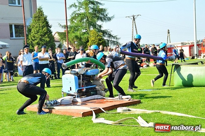 Zdjęcie w galerii na portalu naszraciborz.pl: OSP Borucin zwycięzcą zawodów wśród mężczyzn. Pietraszyn triumfuje wśród drużyn kobiecych i młodzieżówek wiadomości z regionu
