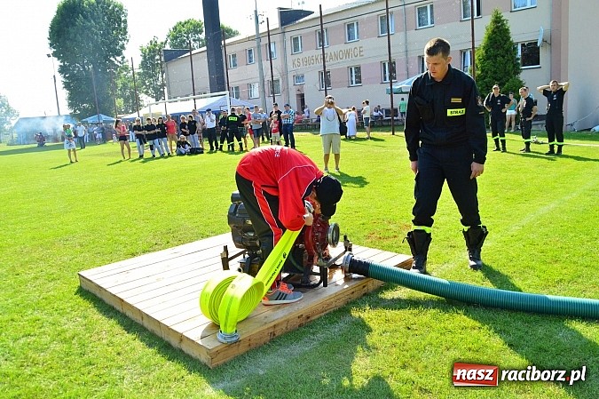 Zdjęcie w galerii na portalu naszraciborz.pl: OSP Borucin zwycięzcą zawodów wśród mężczyzn. Pietraszyn triumfuje wśród drużyn kobiecych i młodzieżówek wiadomości z regionu