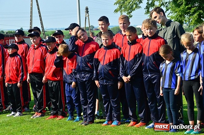 Zdjęcie w galerii na portalu naszraciborz.pl: OSP Borucin zwycięzcą zawodów wśród mężczyzn. Pietraszyn triumfuje wśród drużyn kobiecych i młodzieżówek wiadomości z regionu