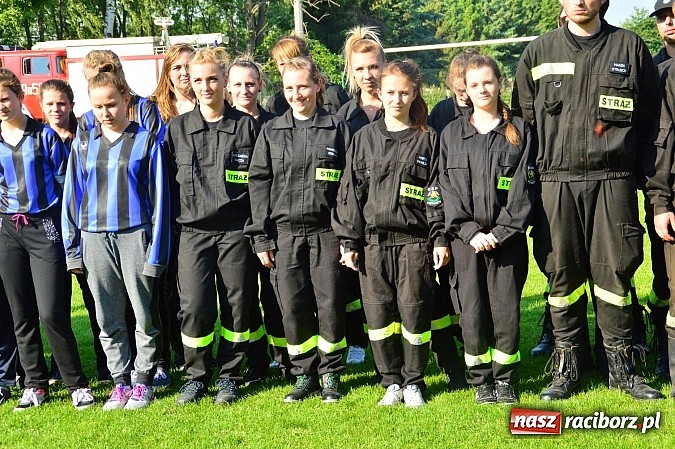 Zdjęcie w galerii na portalu naszraciborz.pl: OSP Borucin zwycięzcą zawodów wśród mężczyzn. Pietraszyn triumfuje wśród drużyn kobiecych i młodzieżówek wiadomości z regionu