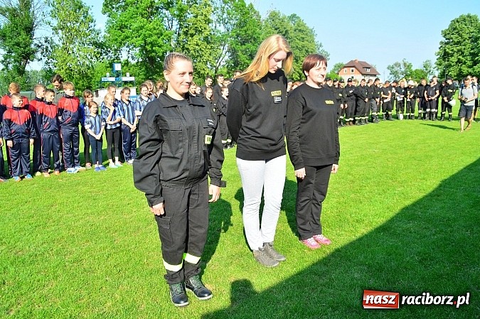Zdjęcie w galerii na portalu naszraciborz.pl: OSP Borucin zwycięzcą zawodów wśród mężczyzn. Pietraszyn triumfuje wśród drużyn kobiecych i młodzieżówek wiadomości z regionu