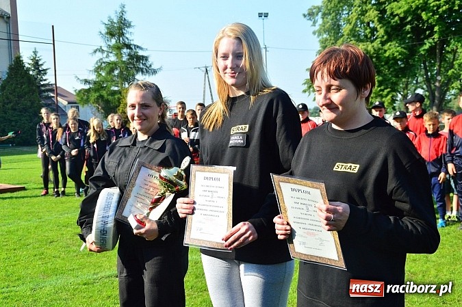 Zdjęcie w galerii na portalu naszraciborz.pl: OSP Borucin zwycięzcą zawodów wśród mężczyzn. Pietraszyn triumfuje wśród drużyn kobiecych i młodzieżówek wiadomości z regionu