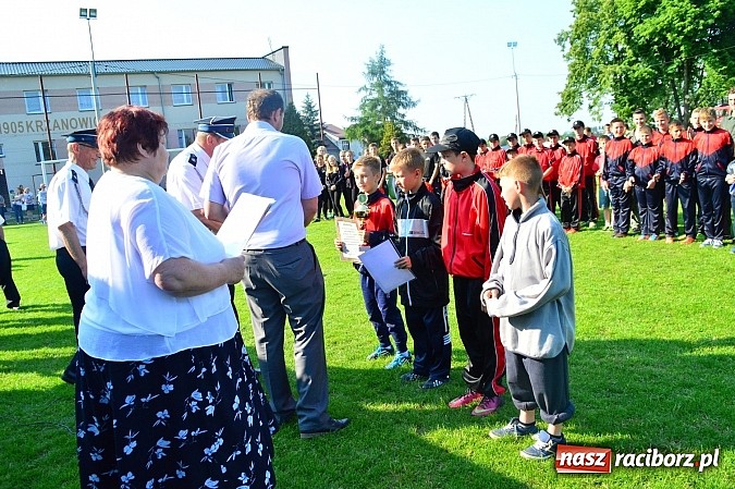 Zdjęcie w galerii na portalu naszraciborz.pl: OSP Borucin zwycięzcą zawodów wśród mężczyzn. Pietraszyn triumfuje wśród drużyn kobiecych i młodzieżówek wiadomości z regionu