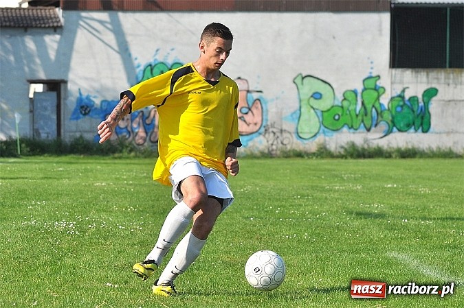 Zdjęcie w galerii na portalu naszraciborz.pl: Emocje do ostatnich minut. Trzy punkty zostały w Pawłowie wiadomości z regionu