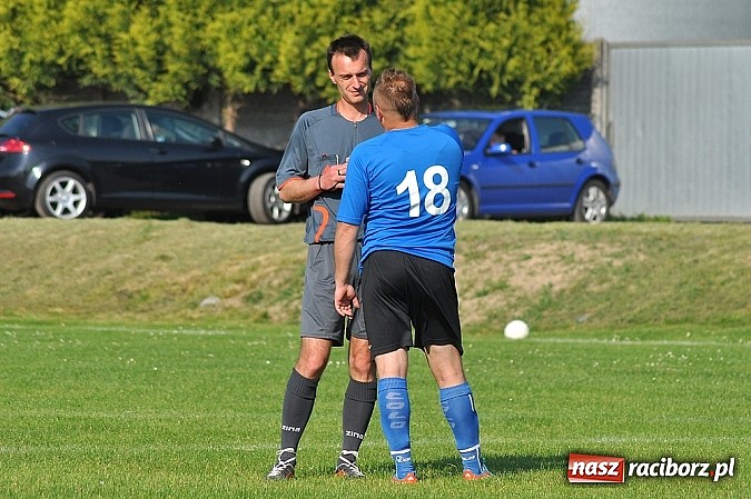 Zdjęcie w galerii na portalu naszraciborz.pl: Emocje do ostatnich minut. Trzy punkty zostały w Pawłowie wiadomości z regionu