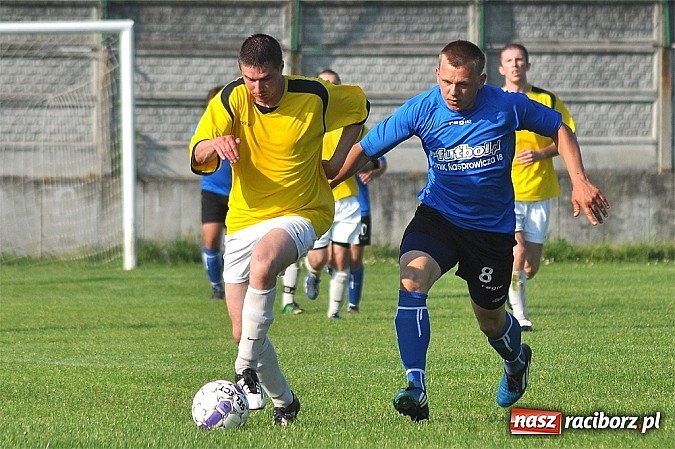 Zdjęcie w galerii na portalu naszraciborz.pl: Emocje do ostatnich minut. Trzy punkty zostały w Pawłowie wiadomości z regionu