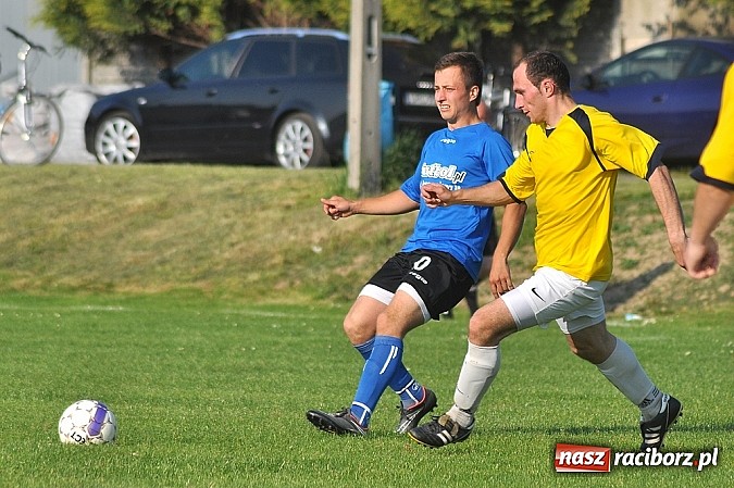 Zdjęcie w galerii na portalu naszraciborz.pl: Emocje do ostatnich minut. Trzy punkty zostały w Pawłowie wiadomości z regionu