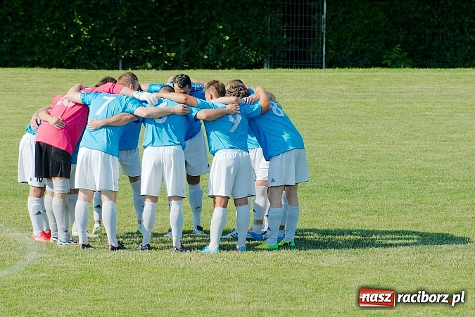 Zdjęcie w galerii na portalu naszraciborz.pl: Festiwal niewykorzystanych karnych przy Tuwima. Zameczek pokonał Ocice wiadomości z regionu