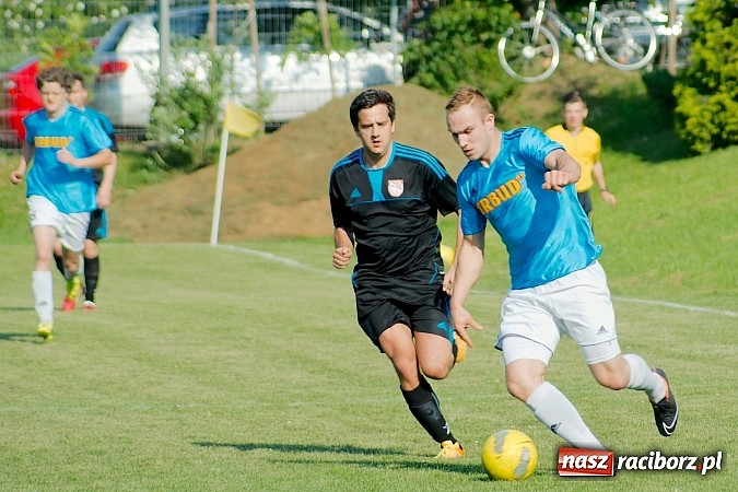 Zdjęcie w galerii na portalu naszraciborz.pl: Festiwal niewykorzystanych karnych przy Tuwima. Zameczek pokonał Ocice wiadomości z regionu