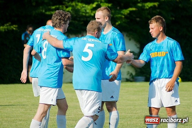 Zdjęcie w galerii na portalu naszraciborz.pl: Festiwal niewykorzystanych karnych przy Tuwima. Zameczek pokonał Ocice wiadomości z regionu