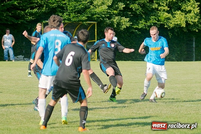Zdjęcie w galerii na portalu naszraciborz.pl: Festiwal niewykorzystanych karnych przy Tuwima. Zameczek pokonał Ocice wiadomości z regionu