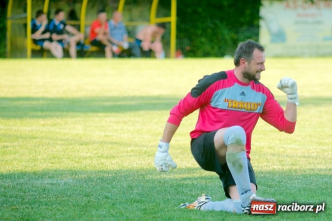Zdjęcie w galerii na portalu naszraciborz.pl: Festiwal niewykorzystanych karnych przy Tuwima. Zameczek pokonał Ocice wiadomości z regionu