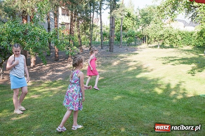 Zdjęcie w galerii na portalu naszraciborz.pl: Jest grochówka, kawa i ciasto - nie warto wyjeżdżać na miasto. I od wielkiego święta - zagrała orkiestra dęta wiadomości z regionu