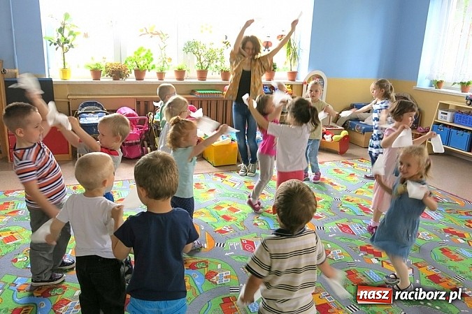 Zdjęcie w galerii na portalu naszraciborz.pl: Chcecie bajki? Oto bajka wiadomości z regionu