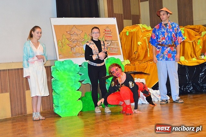 Zdjęcie w galerii na portalu naszraciborz.pl: Teatrzyk po śląsku oraz gry i zabawy dla dzieci w PWSZ wiadomości z regionu