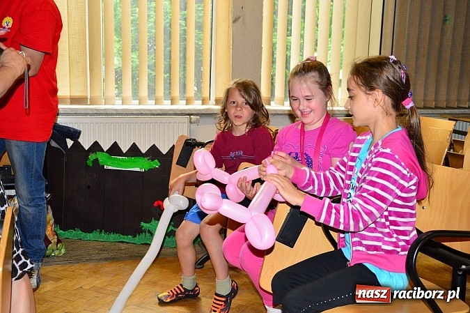 Zdjęcie w galerii na portalu naszraciborz.pl: Teatrzyk po śląsku oraz gry i zabawy dla dzieci w PWSZ wiadomości z regionu