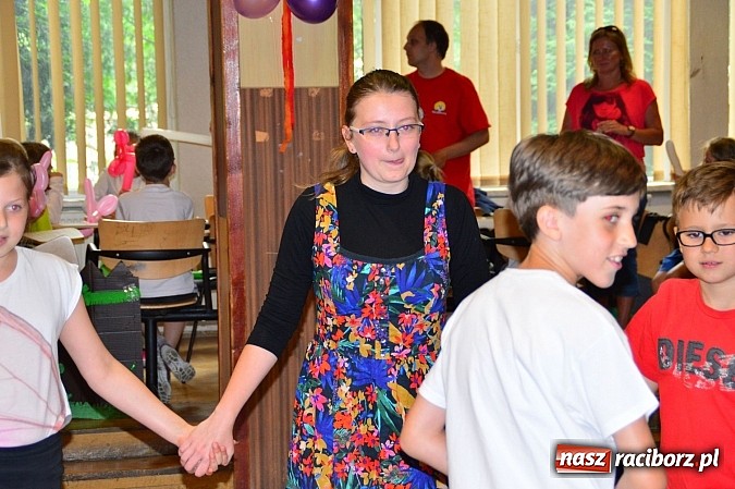 Zdjęcie w galerii na portalu naszraciborz.pl: Teatrzyk po śląsku oraz gry i zabawy dla dzieci w PWSZ wiadomości z regionu