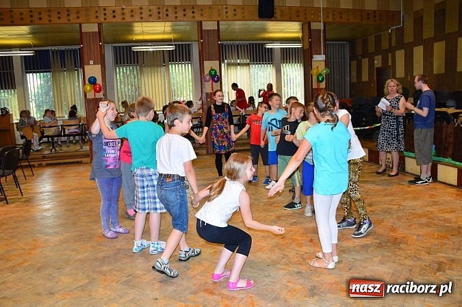 Zdjęcie w galerii na portalu naszraciborz.pl: Teatrzyk po śląsku oraz gry i zabawy dla dzieci w PWSZ wiadomości z regionu