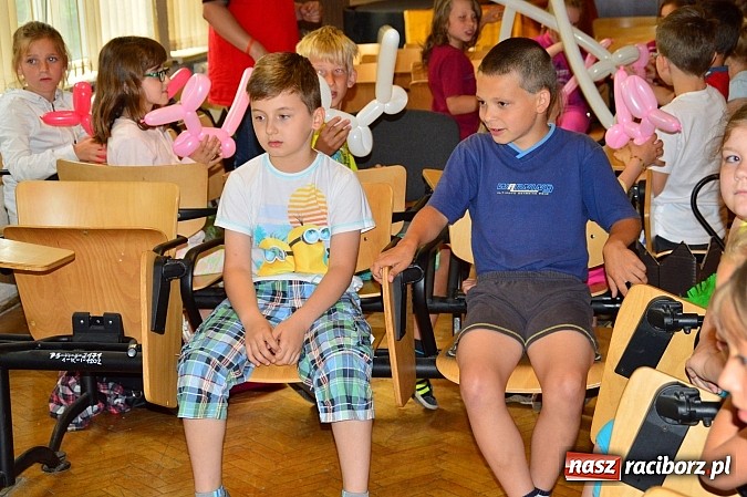 Zdjęcie w galerii na portalu naszraciborz.pl: Teatrzyk po śląsku oraz gry i zabawy dla dzieci w PWSZ wiadomości z regionu