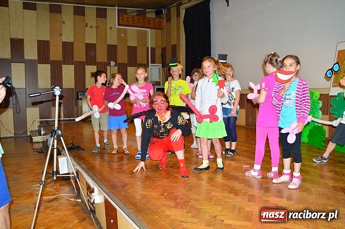 Zdjęcie w galerii na portalu naszraciborz.pl: Teatrzyk po śląsku oraz gry i zabawy dla dzieci w PWSZ wiadomości z regionu