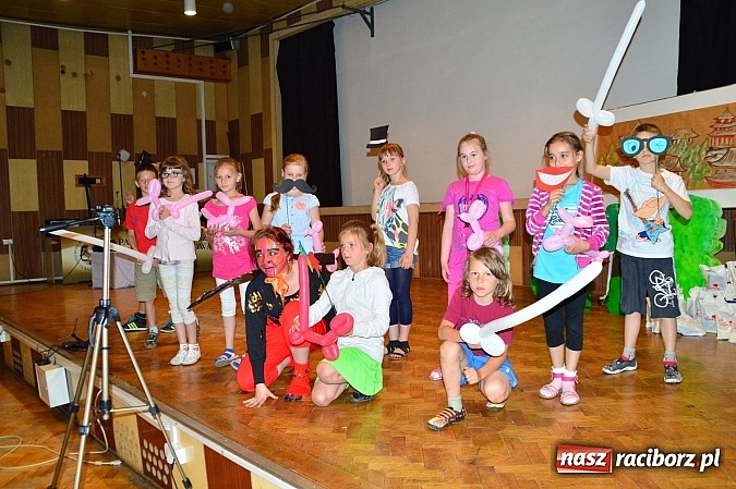 Zdjęcie w galerii na portalu naszraciborz.pl: Teatrzyk po śląsku oraz gry i zabawy dla dzieci w PWSZ wiadomości z regionu