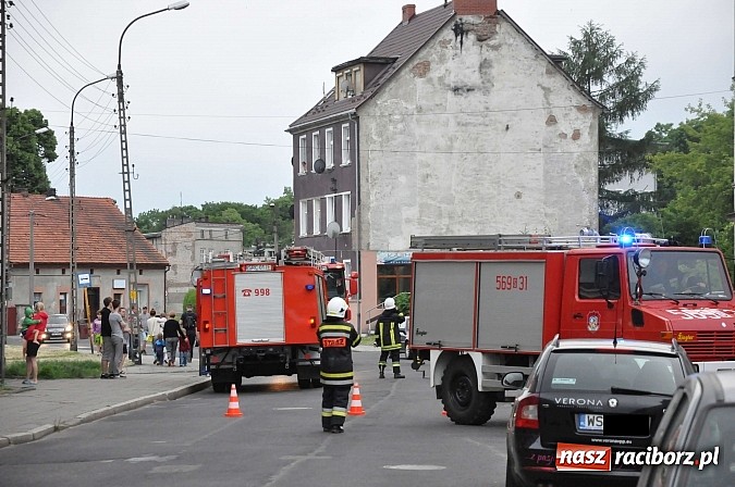 Zdjęcie w galerii na portalu naszraciborz.pl: Spalony garnek, pożar trawy i zabezpieczanie lasu - działania strażaków wiadomości z regionu