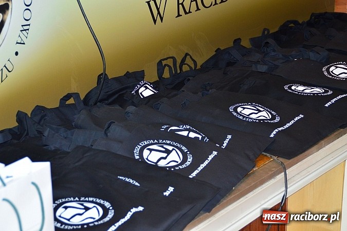 Zdjęcie w galerii na portalu naszraciborz.pl: Gra uliczna na terenie Raciborza wiadomości z regionu