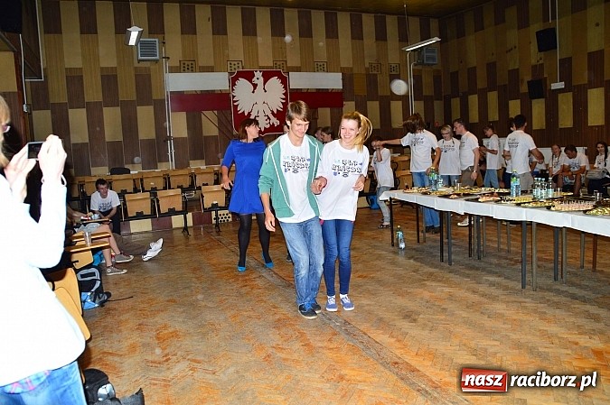 Zdjęcie w galerii na portalu naszraciborz.pl: Gra uliczna na terenie Raciborza wiadomości z regionu