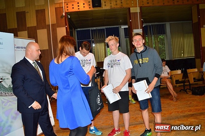 Zdjęcie w galerii na portalu naszraciborz.pl: Gra uliczna na terenie Raciborza wiadomości z regionu