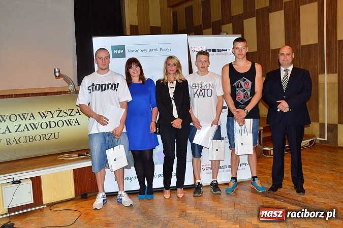 Zdjęcie w galerii na portalu naszraciborz.pl: Gra uliczna na terenie Raciborza wiadomości z regionu