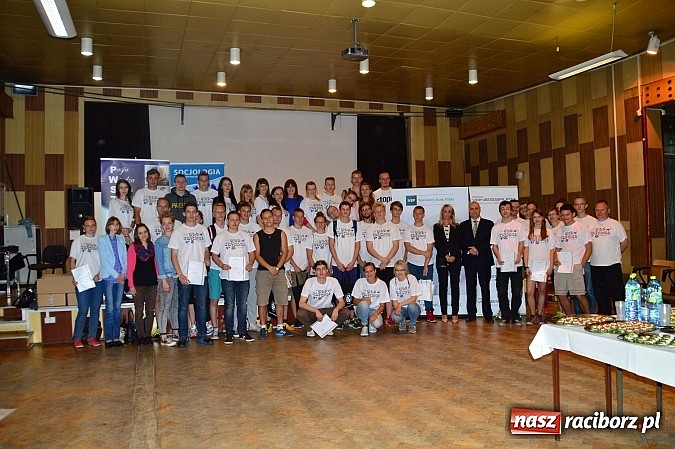 Zdjęcie w galerii na portalu naszraciborz.pl: Gra uliczna na terenie Raciborza wiadomości z regionu