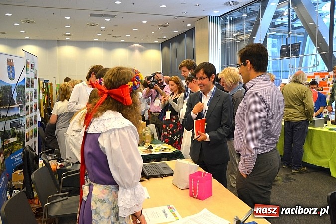 Zdjęcie w galerii na portalu naszraciborz.pl: Uczniowie spotkali się z minister Kluzik-Rostkowską wiadomości z regionu