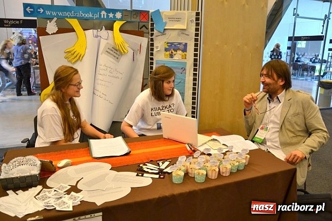 Zdjęcie w galerii na portalu naszraciborz.pl: Uczniowie spotkali się z minister Kluzik-Rostkowską wiadomości z regionu