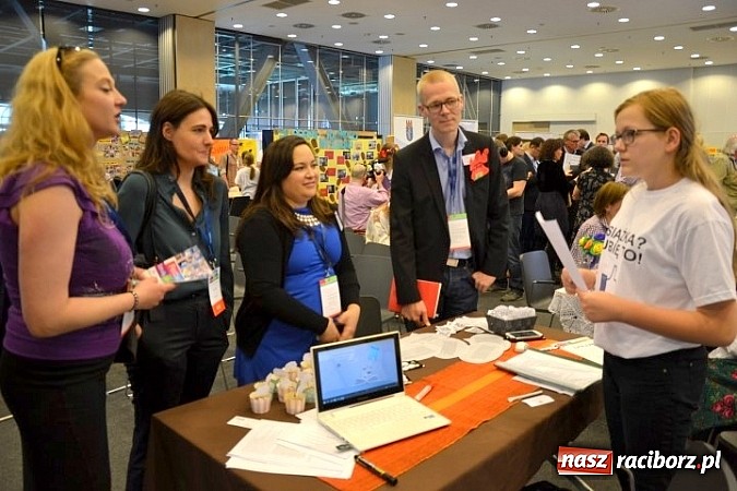 Zdjęcie w galerii na portalu naszraciborz.pl: Uczniowie spotkali się z minister Kluzik-Rostkowską wiadomości z regionu